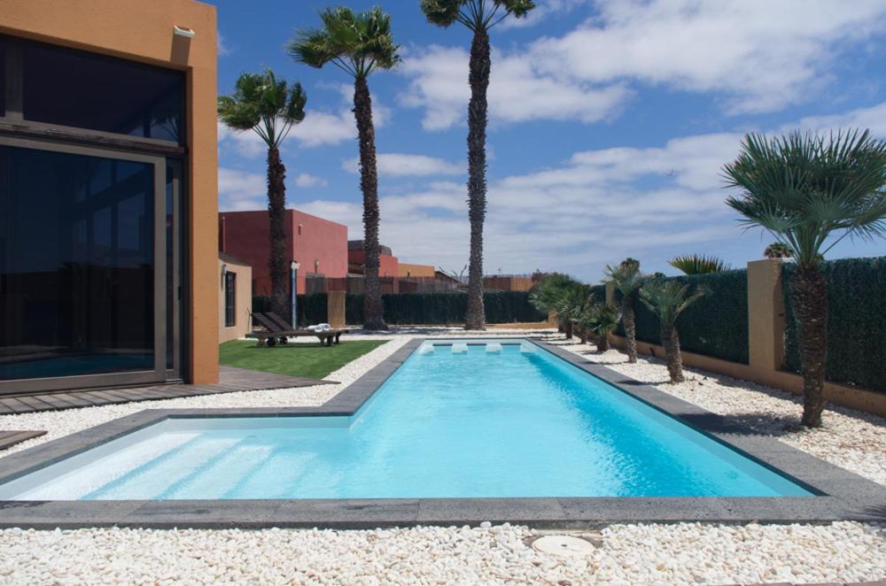 Villa La Marosca - Jacuzzi, Private Pool, 3 Bedrooms Caleta De Fuste Bagian luar foto