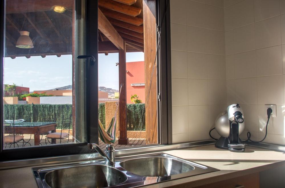 Villa La Marosca - Jacuzzi, Private Pool, 3 Bedrooms Caleta De Fuste Bagian luar foto