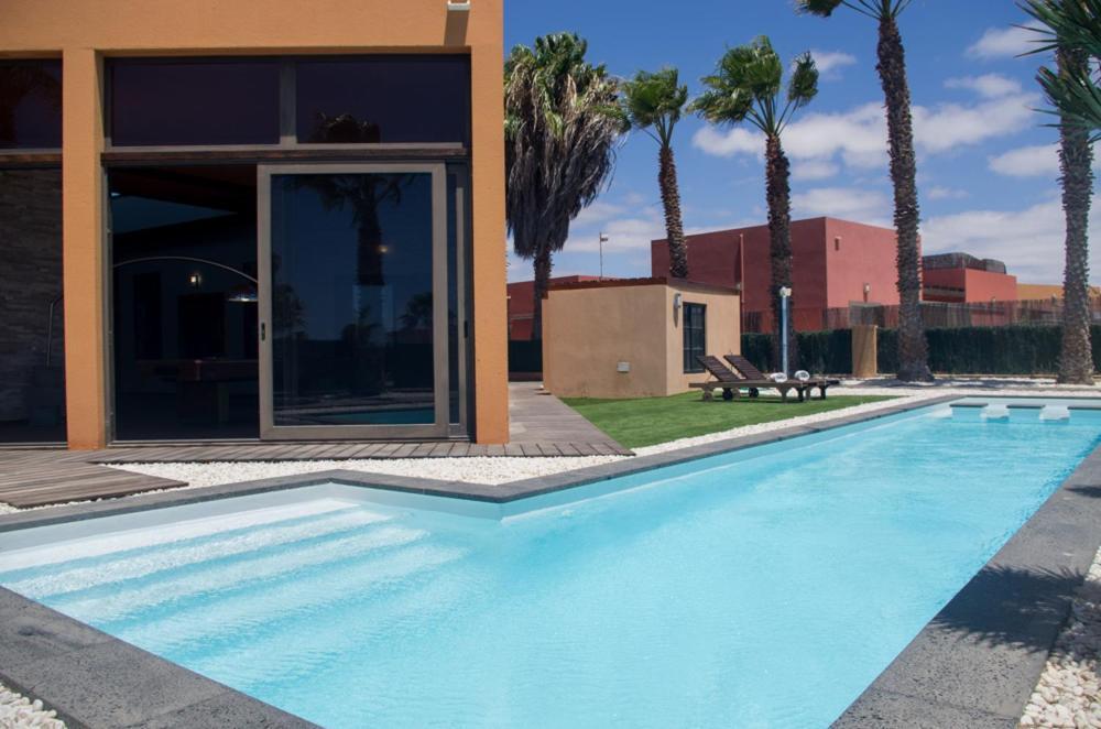 Villa La Marosca - Jacuzzi, Private Pool, 3 Bedrooms Caleta De Fuste Bagian luar foto