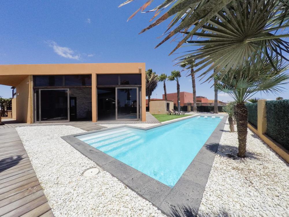 Villa La Marosca - Jacuzzi, Private Pool, 3 Bedrooms Caleta De Fuste Bagian luar foto
